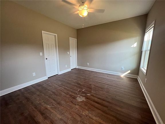 4th image of 510 Liberty Park Dr