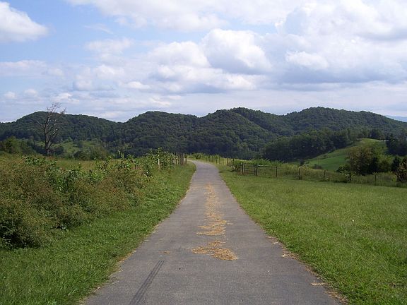 PRIVATE DRIVE TO PROPERTY