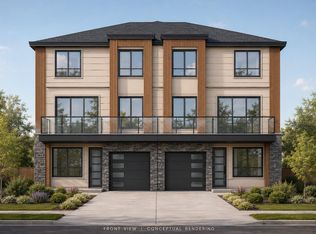 10966 140th St, Surrey, BC V3R3G4