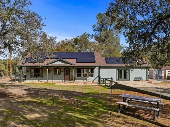 122 Ferrari Ranch Rd, Burson, CA 95225