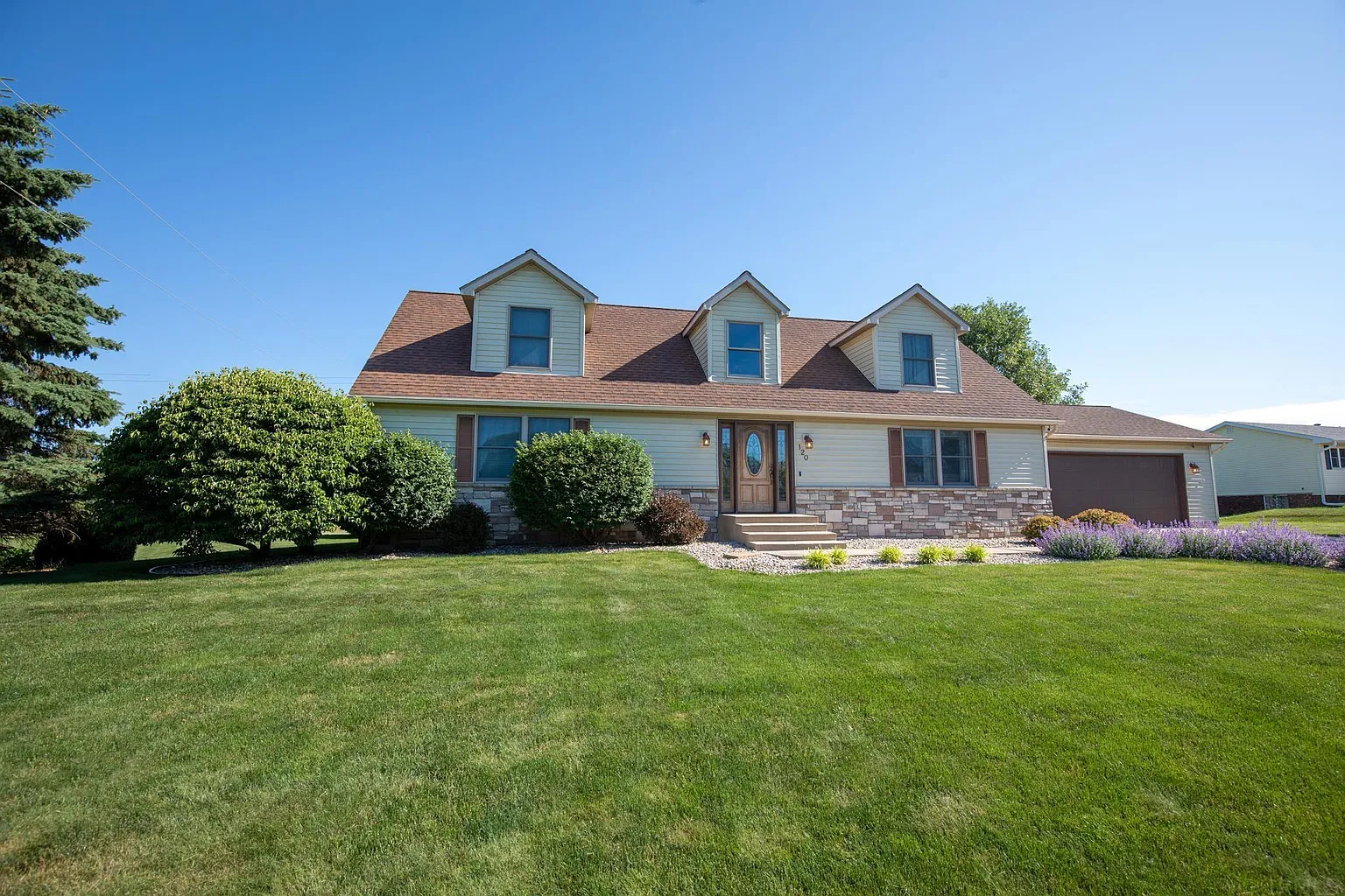 120 Westview Ct photo 1