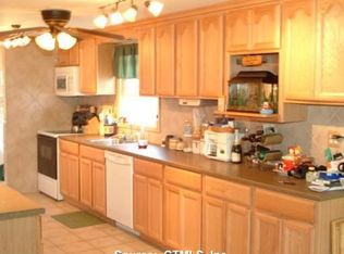 47 Sea Crst, E Lyme, CT 06357