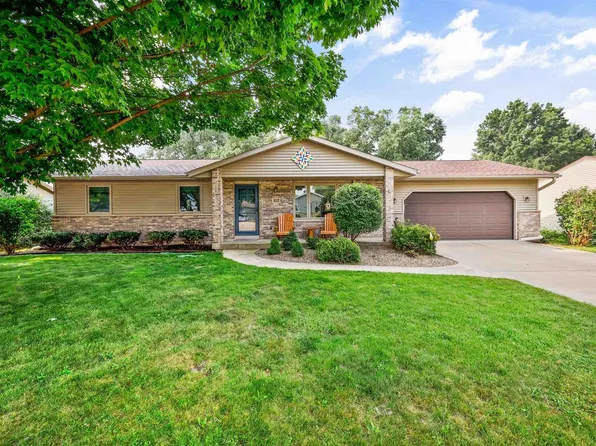 312 Santa Fe Trail, Waunakee, WI 53597