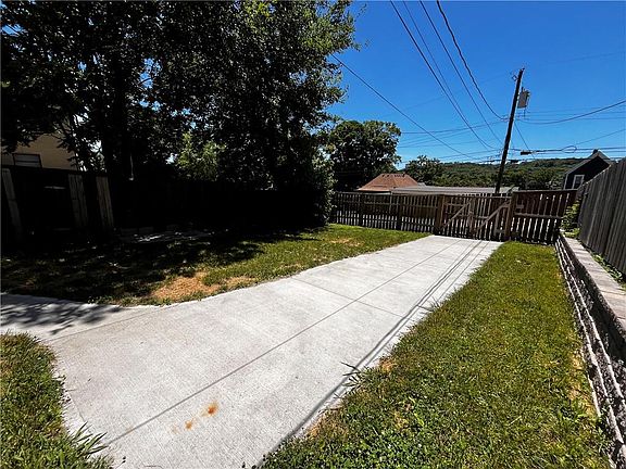 4th image of 1607 Stinson Ave