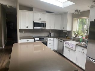 8394 Kickerville Rd, Blaine, WA 98230