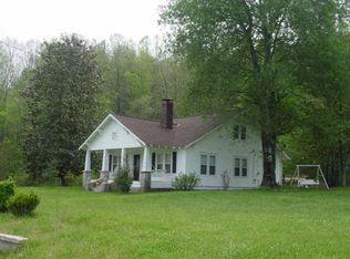 323 Wolffork Rd, Rabun Gap, GA 30568