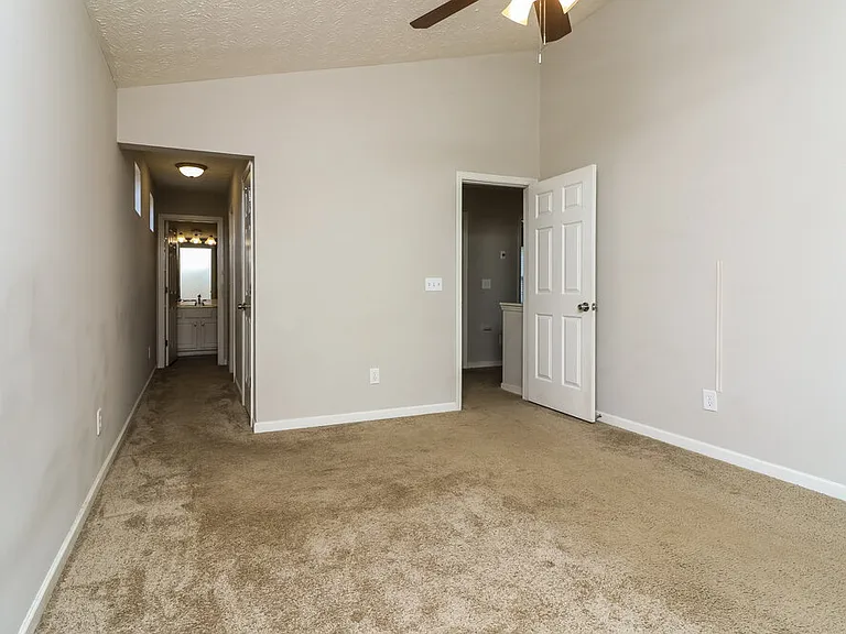 141 Oak Grove Pl — Photo 14