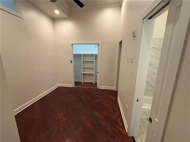 229 N Peters St #302 — Photo 5