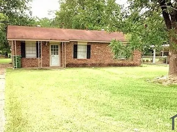 3276 Hackberry Ln, Montgomery, AL 36116
