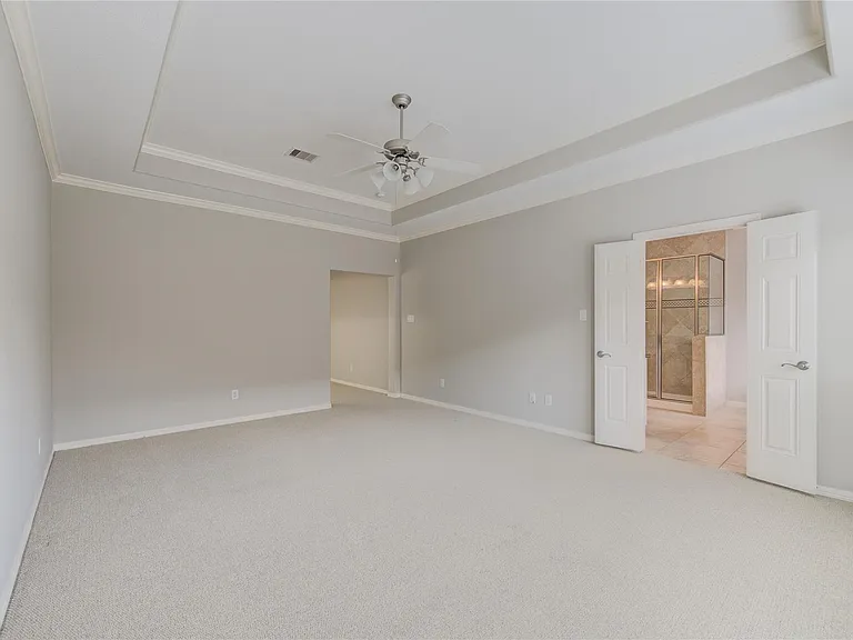 11623 Royal Oaks Xing — Photo 8