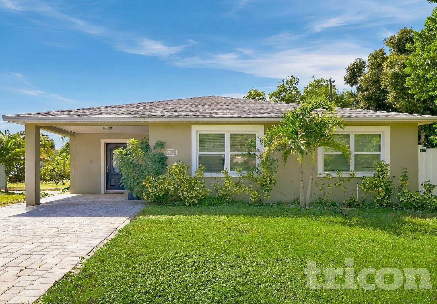 5372 58Th Avenue N St. Petersburg FL — Photo 1