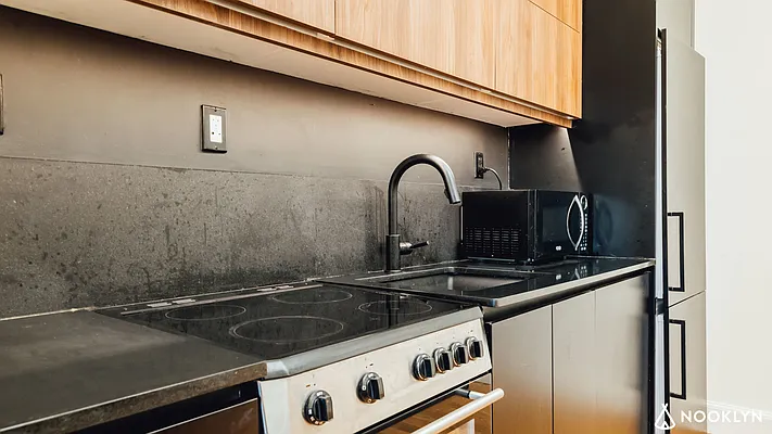 Rented by Nooklyn NYC LLC | media 27