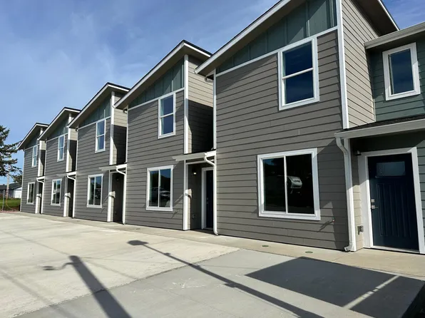 545 C St #8, Crescent City, CA 95531