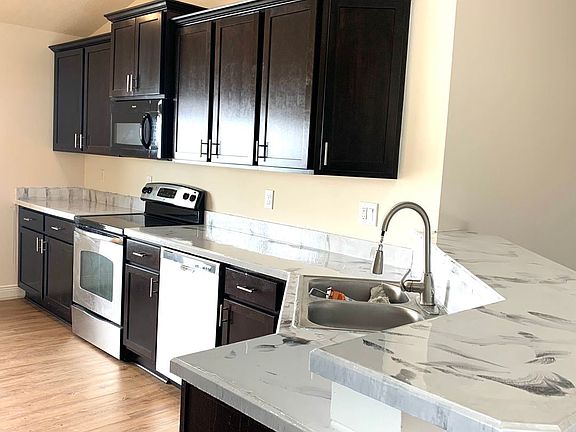 4th image of 1529 Oconner Ave