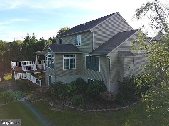 4th image of 1736 Carrera Dr