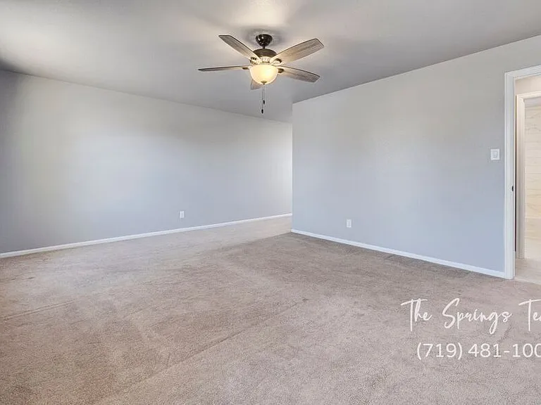 6460 Bugle Dr — Photo 27