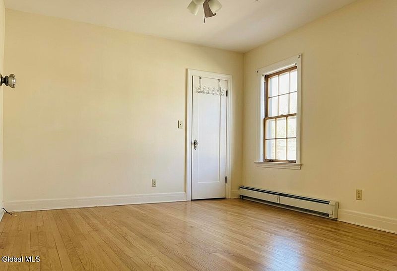 3rd image of 130 Van Schoick Avenue