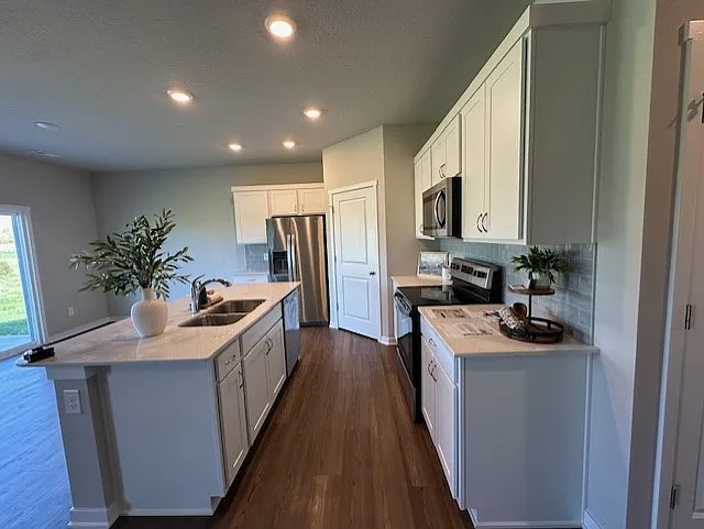 2841 SW Plaza Ln — Photo 6