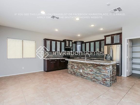 5th image of 4657 E Odessa Dr