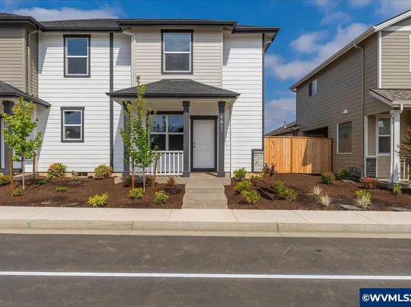 1414 SE Hankel St, Dallas, OR 97338