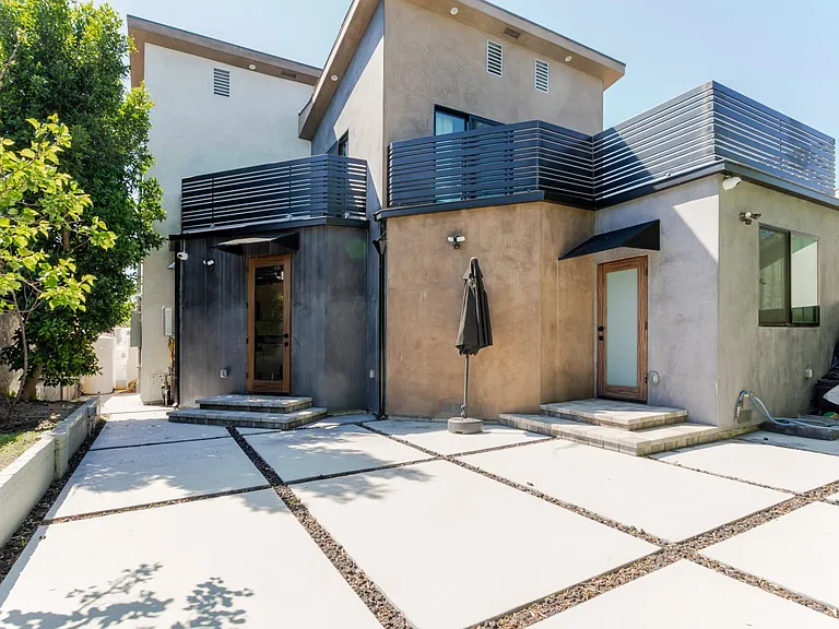 8250 Morse Ave — Photo 3