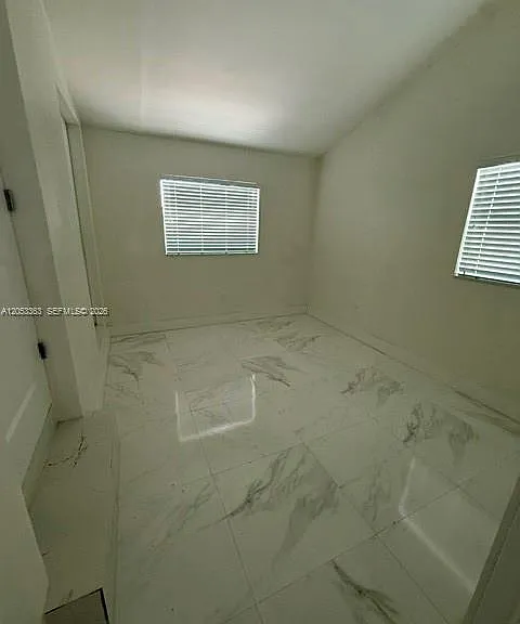1121 NW 56th St — Photo 24