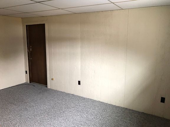 5th image of 426 N Market St APT 4