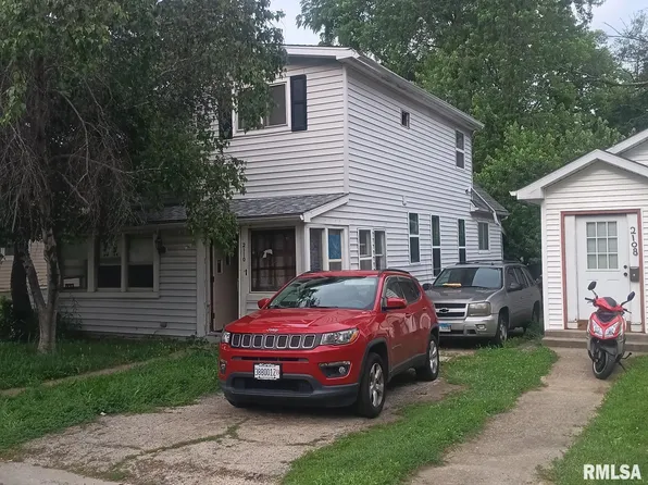 2110 N Underhill St, Peoria, IL 61604