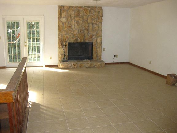3rd image of 1208 Cross Creek Way Tallahasseeflorida #Number1
