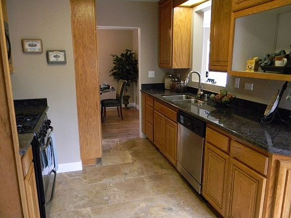 3rd image of 21760 Westfield Ave