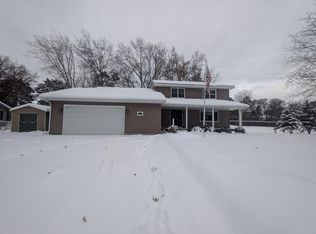 1625 124th Ave NW, Coon Rapids, MN 55448