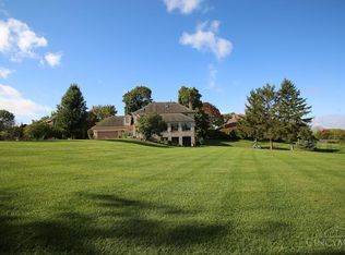 7371 Willowood Dr, West Chester, OH 45241