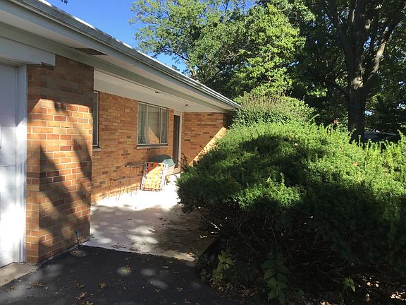 2nd image of 796 Diane Dr