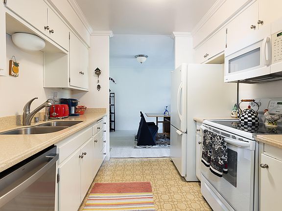 4th image of 2727 Miradero Dr APT 309