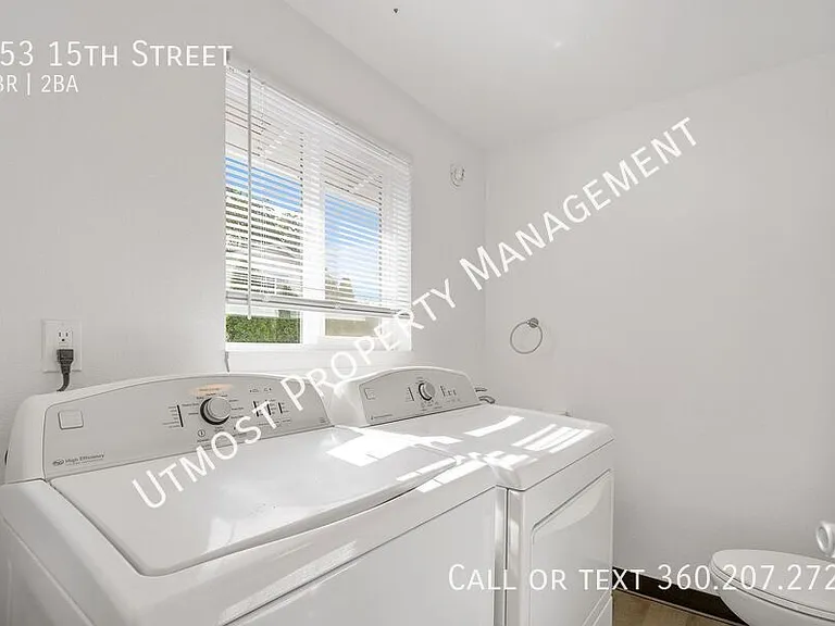 753 15th St — Photo 12