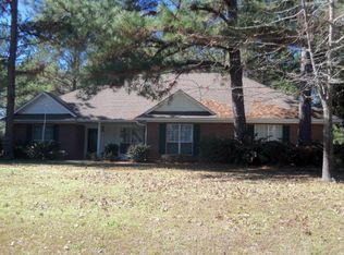5608 Nutmeg Cir, Lake Park, GA 31636
