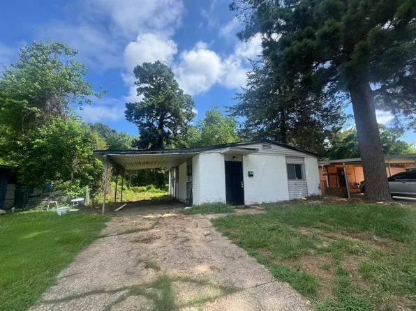 4402 Waters Pl, Shreveport, LA 71109