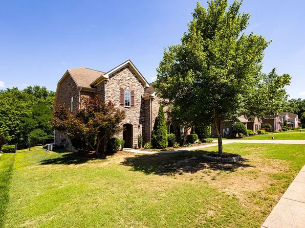 138 Sandpiper Cir, Hendersonville, TN 37075