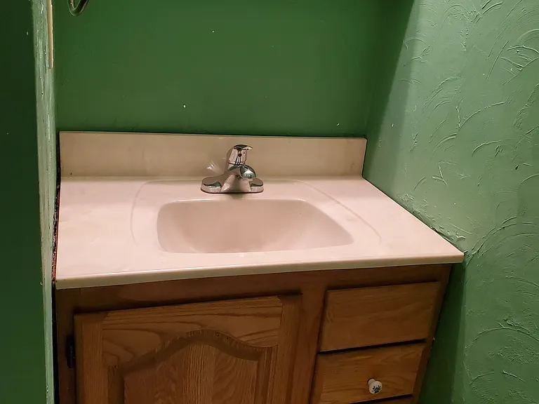 27 Richmond St #1 — Photo 10