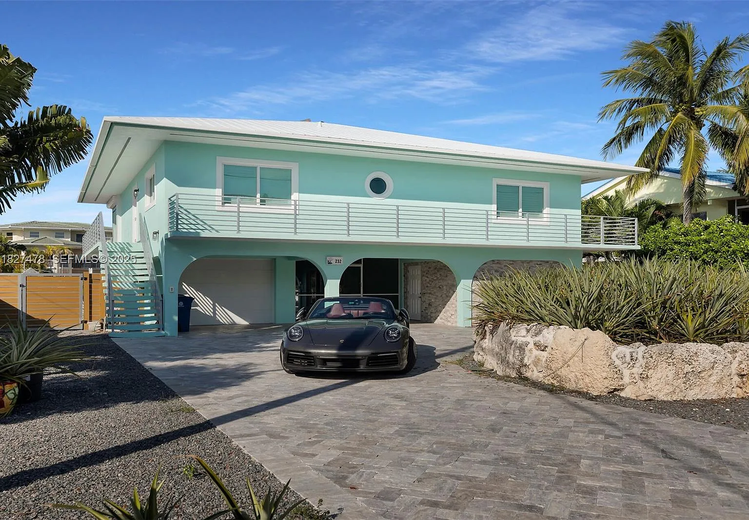 Plantation Island — Photo 3
