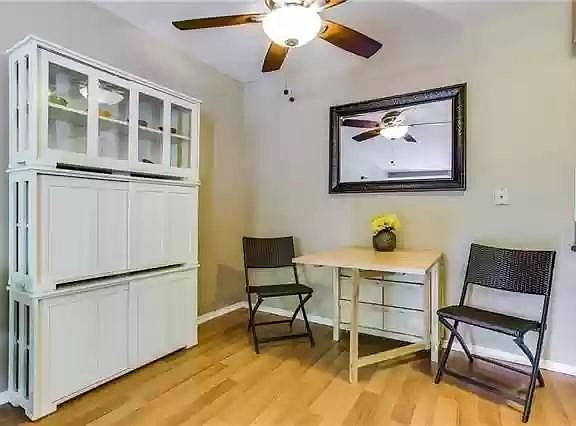 5th image of 2604 Custer Pkwy APT C