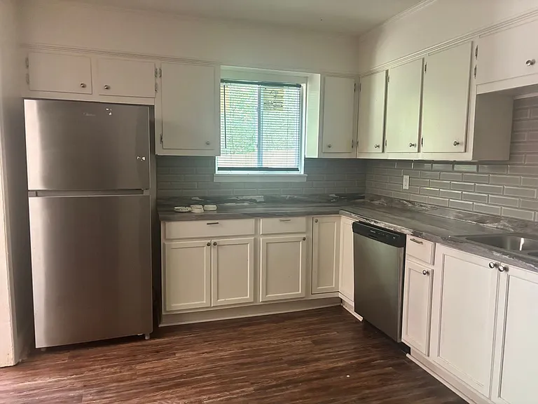 120 Paso Cv — Photo 4