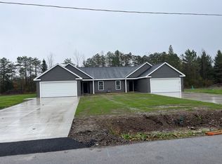 91 Carol Ln, Elma, NY 14059