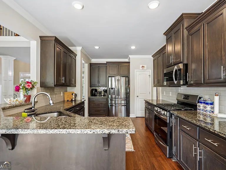 1354 Horseshoe Bend Ln — Photo 28