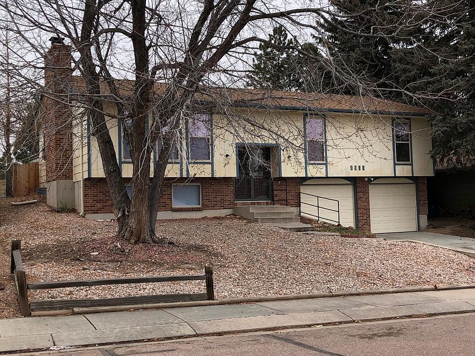 1st image of 4936 Garden Trl