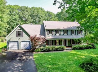 43 Groton Rd, Shirley, MA 01464