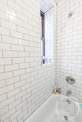 Rented by Nolita Group | media 33