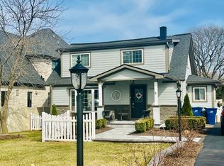 5907 Pershing Ave, Downers Grove, IL 60516