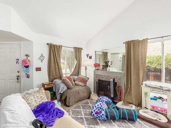 5th image of 4732 N Courtney Dr