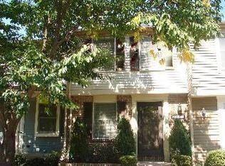 8665 Kenosha Ct, Lorton, VA 22079
